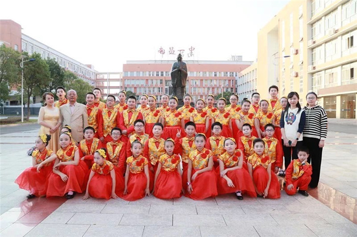 微信图片_20190327091503_副本.jpg