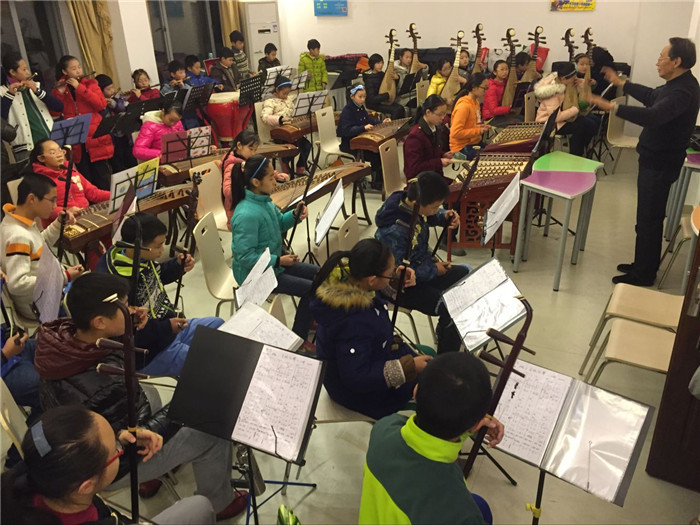少儿民乐团开展的民族器乐培训02.jpg