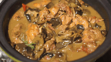 小鸡炖蘑菇.gif